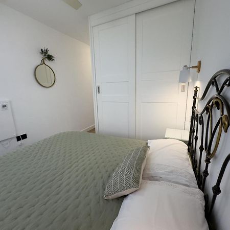 La Tortuga I, Encantador Apartamento Con Garaje En Primera Linea De Playa Tarifa Zewnętrze zdjęcie