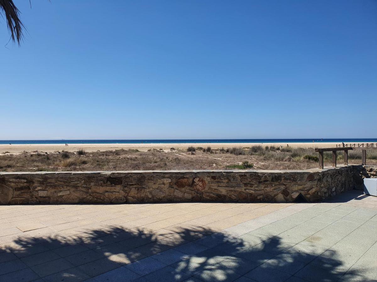 La Tortuga I, Encantador Apartamento Con Garaje En Primera Linea De Playa Tarifa Zewnętrze zdjęcie