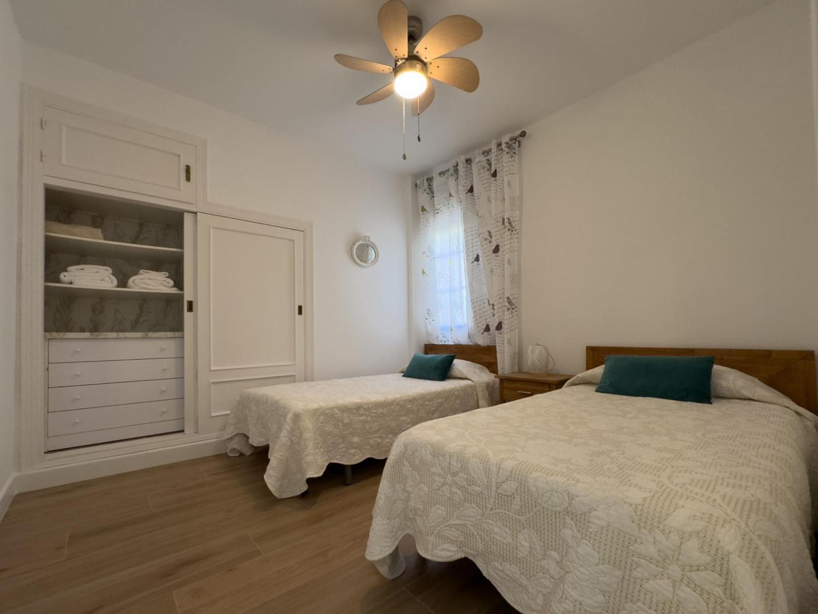 La Tortuga I, Encantador Apartamento Con Garaje En Primera Linea De Playa Tarifa Zewnętrze zdjęcie