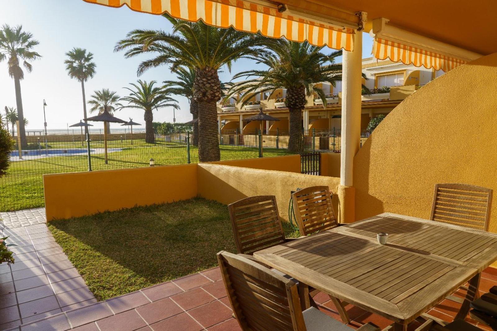 La Tortuga I, Encantador Apartamento Con Garaje En Primera Linea De Playa Tarifa Zewnętrze zdjęcie